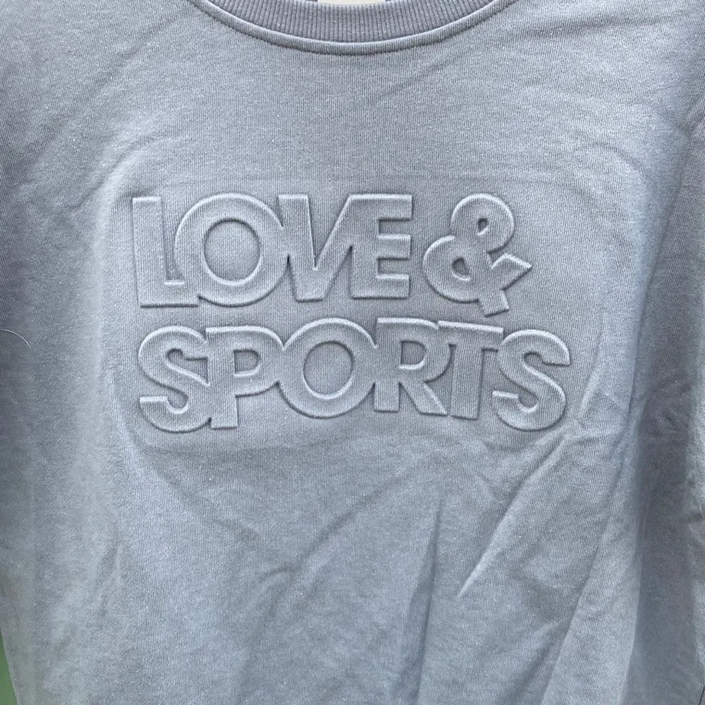 Women’s Graphic Love & Sports Sweatshirt Top Shirt Size L